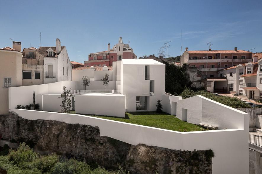 葡萄牙住宅，以独特方式记录了新、旧时光的相遇