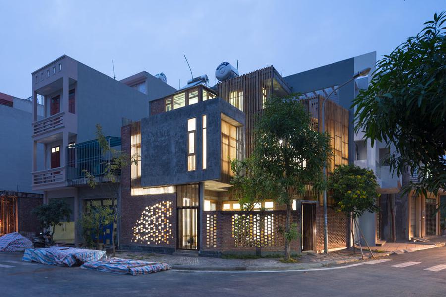 越南建筑师自宅Kai House，将花园、绿树引入到住宅