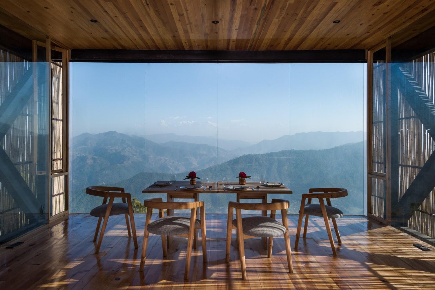 印度北安恰尔邦的小型酒店，可远眺喜马拉雅山脉壮丽景色